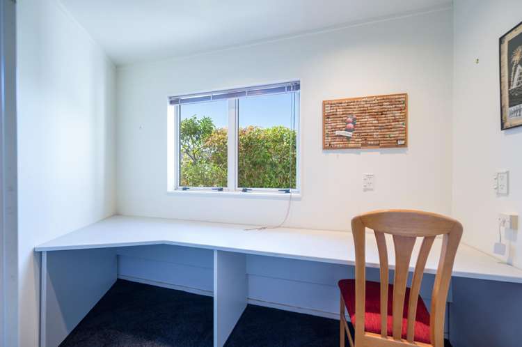 15 Aldinga Avenue Stoke_15