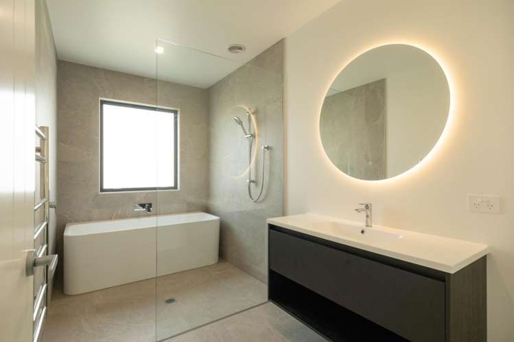 8 Wai Orotu Street Meeanee_5