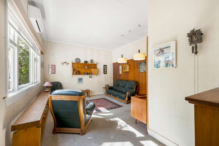 77 Korokoro Road Korokoro_8