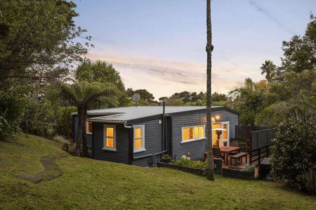 19 Laingholm Drive Laingholm_3