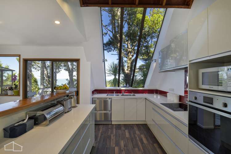 53 Takahe Road Titirangi_8