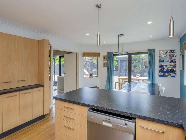 46 Campion Road Waikanae Beach_10