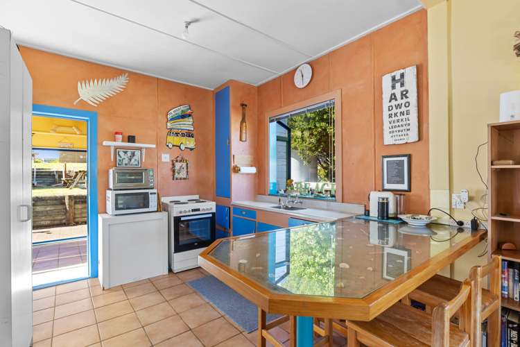 43 Pinedale Crescent Riversdale Beach_5