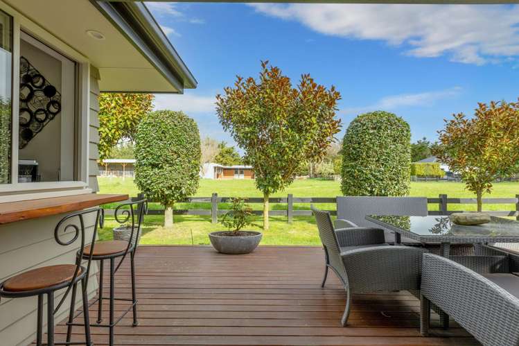 515 Bealey Road Charing Cross_24