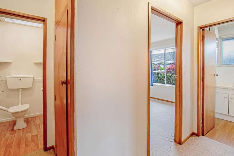 4/24 Hayton Road Wigram_8