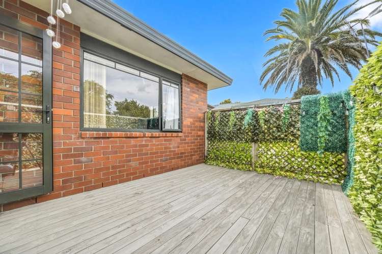 30 Ginders Drive Massey_13
