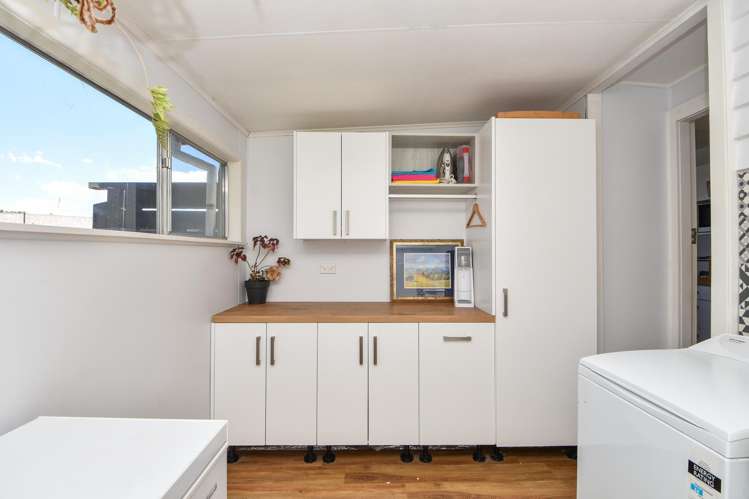 10 Fairbrother Street Carterton_19