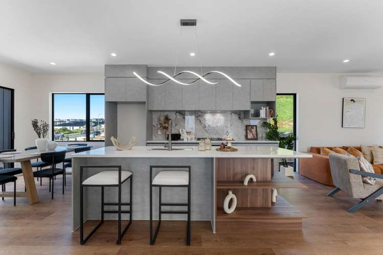 244E West Hoe Heights Orewa_1