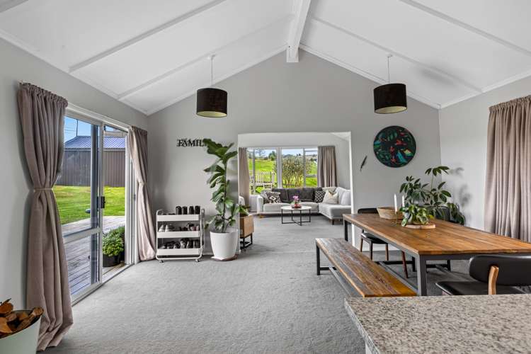 178 West Coast Road_5