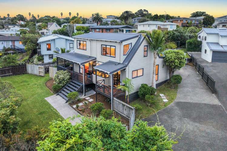 16 Albatross Road Red Beach_23