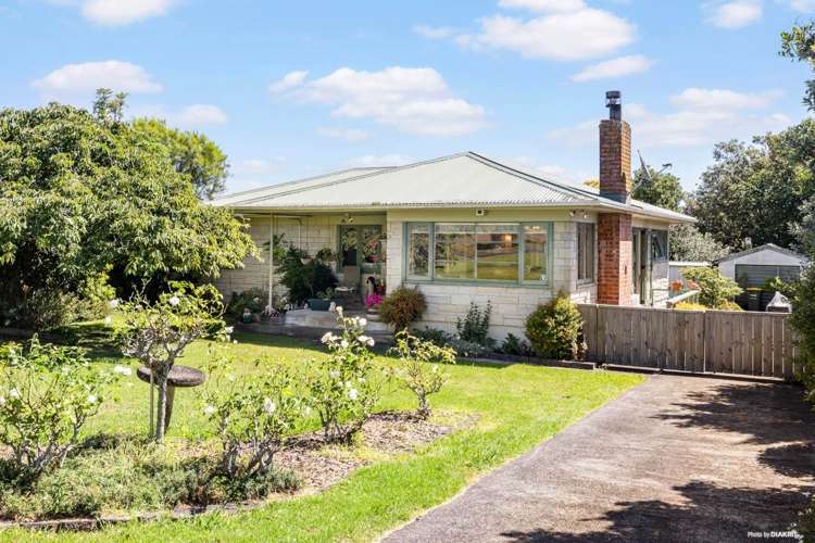 34 Racecourse Road Waiuku_17