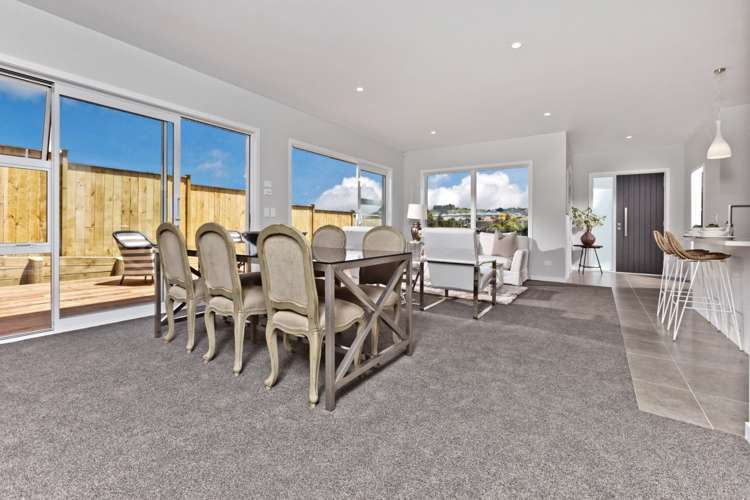 88 Arran Point Parade Orewa_11