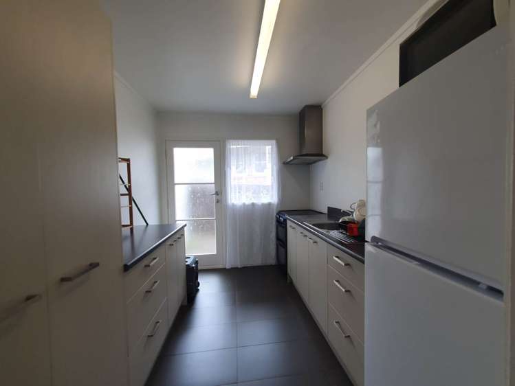 2/64 Jellicoe Road Panmure_13