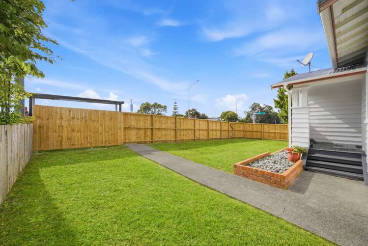 26 Onewa Road Northcote Point_15