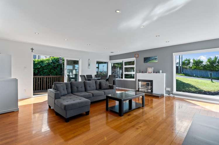 1/3 Limmer Place Browns Bay_5
