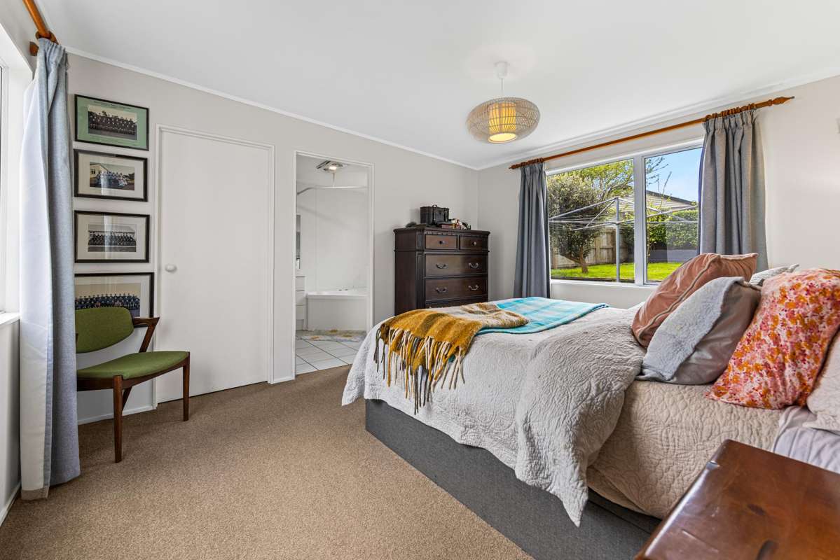 105 Brooklands Road_5