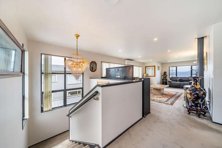 107 Redvers Drive Belmont_19