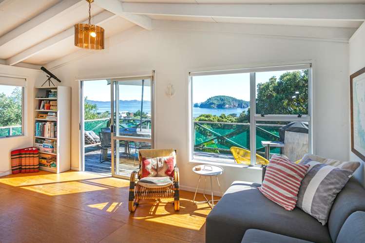 9 Christine Terrace Hahei_11