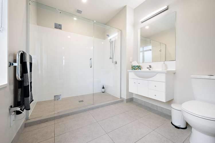 63 Rushmore Drive Belfast_15