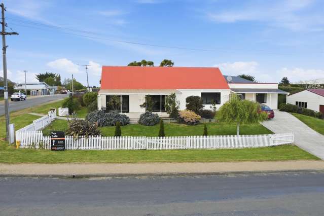 Lovely family home, with great sun and views