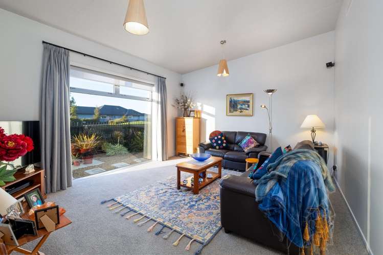 39 Blunden Road Lincoln_9