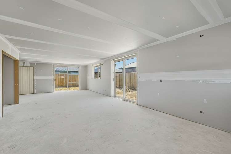 32 Greig Crescent Amberley_2