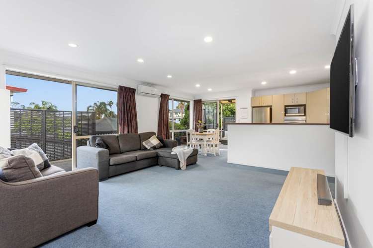 17 Kestrel Heights Arkles Bay_8