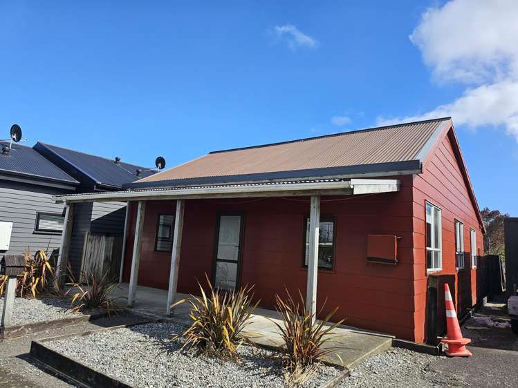 29 Chapel Street Greymouth_11