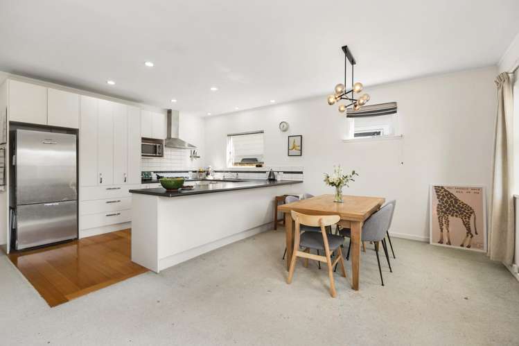 10 Moselle Street Island Bay_3