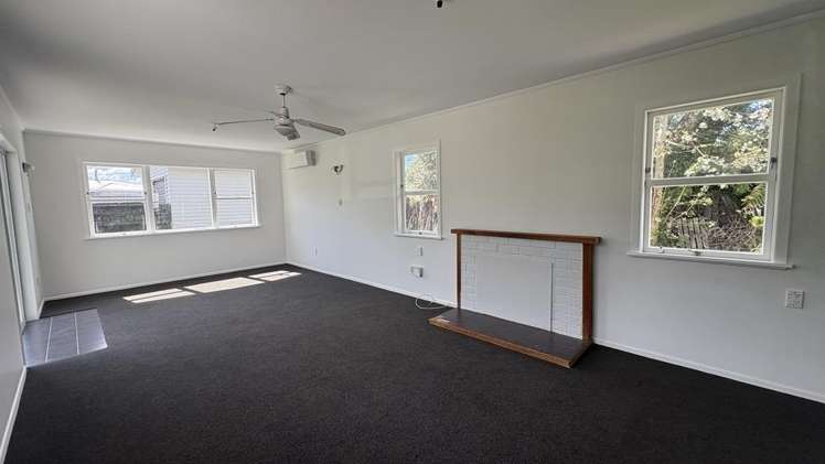 24 Fairview Road 11073_6