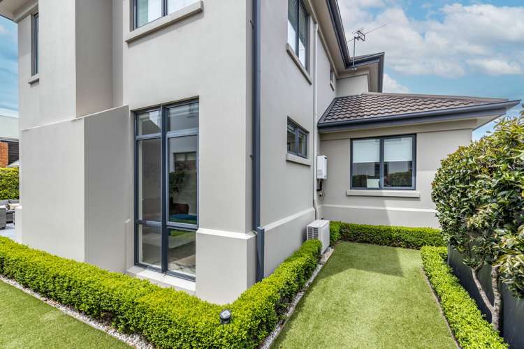 57 Hawkesbury Avenue Saint Albans_19