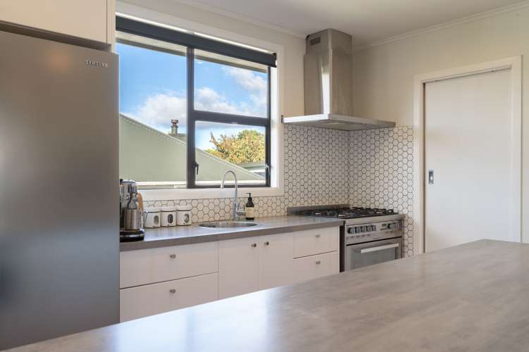 19 Paenui Street Titahi Bay_10