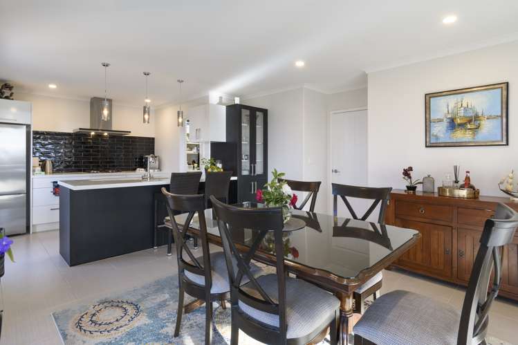 14 Aurora Avenue Welcome Bay_7