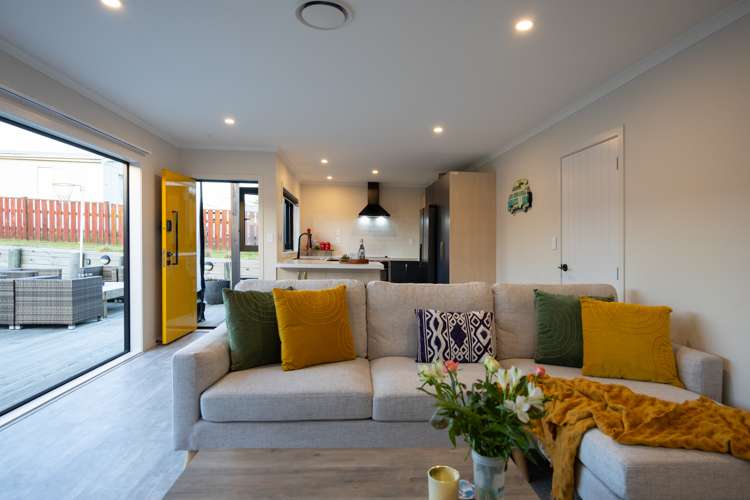 6b Hennessey Street East Foxton Beach_10