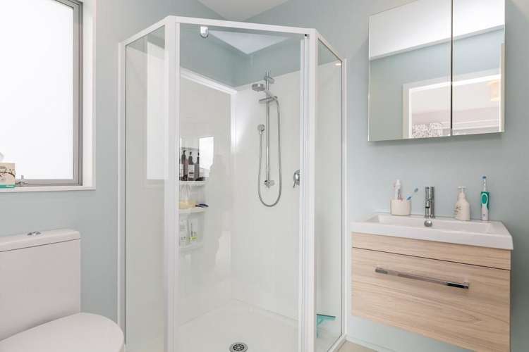 49 Red Beech Avenue Woodridge_8