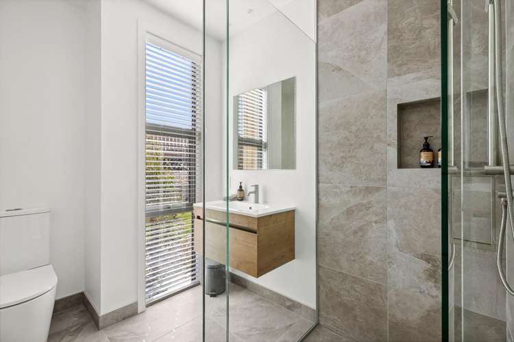 7 Kyeburn Street Wanaka_21