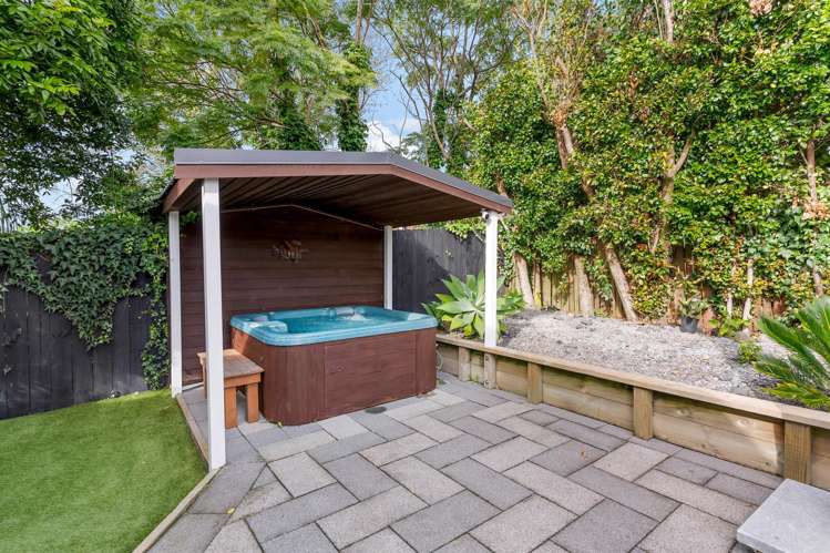 47 Felgrove Street Glendene_20