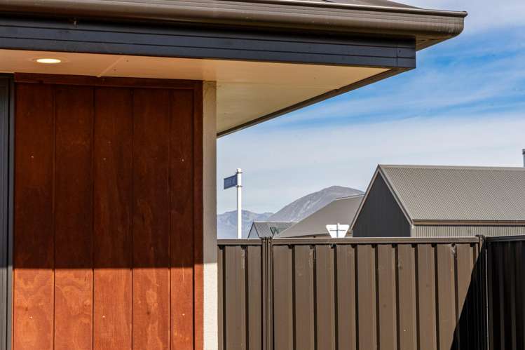 27 Lakeland Avenue Twizel_25