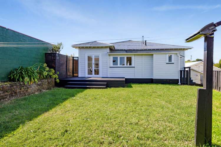 130 Pioneer Road Moturoa_14