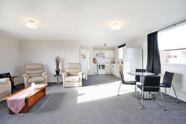 12 Oraka Place Colac Bay_4