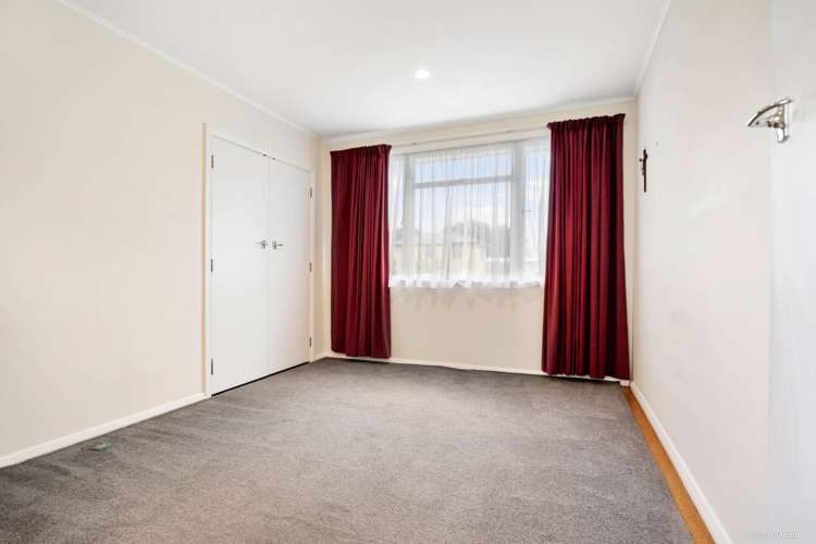 27 Fyvie Avenue Mount Roskill_17