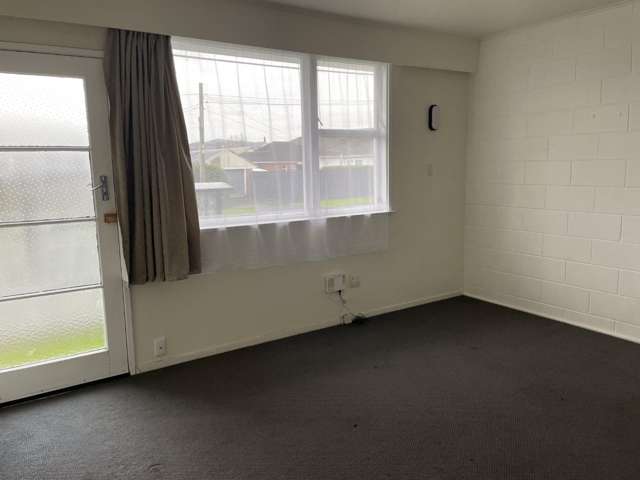 2/136-138 Waddington Drive 1315_4