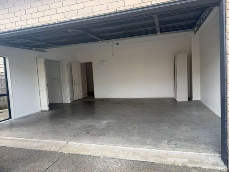 9 Agapanthus Place Flat Bush_12