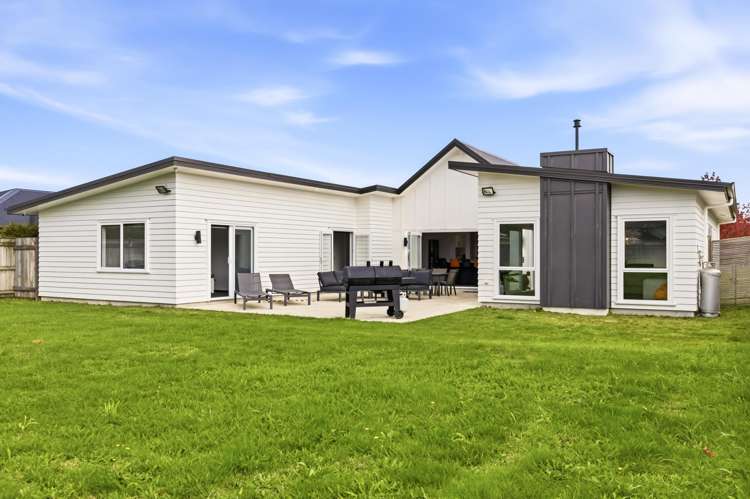 59 Montgomery Crescent Kinloch_23