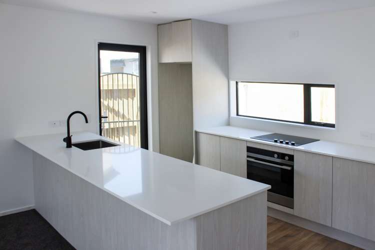 C/199 Hills Road 1533_1