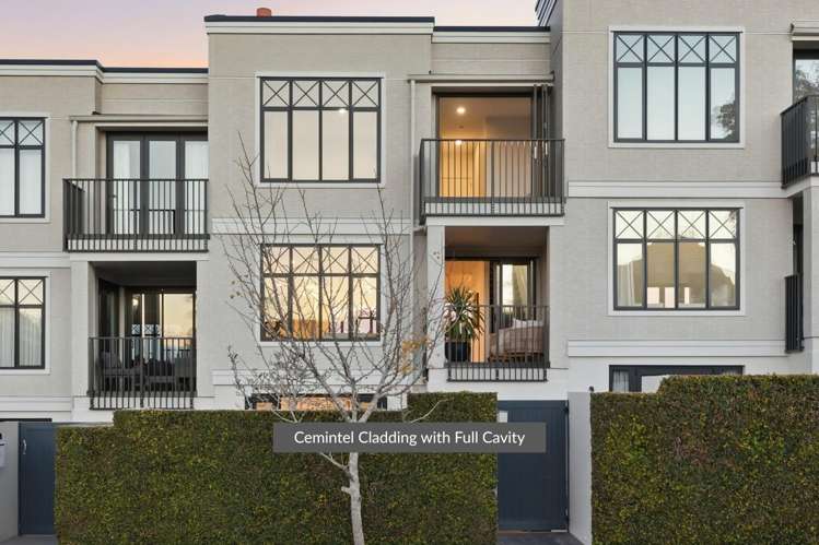 39B St Stephens Avenue_0
