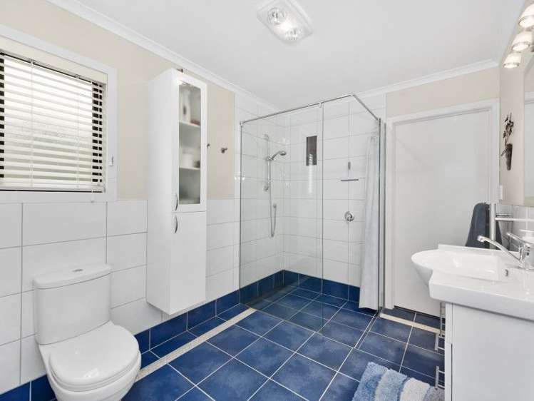 15 Lindsay Road Whatawhata_12