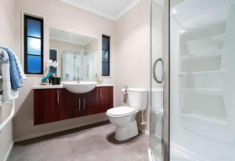 4A Dapple Place Flat Bush_14