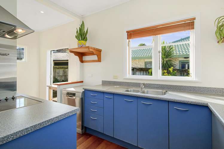 1d Kereru Bend Tawa_7