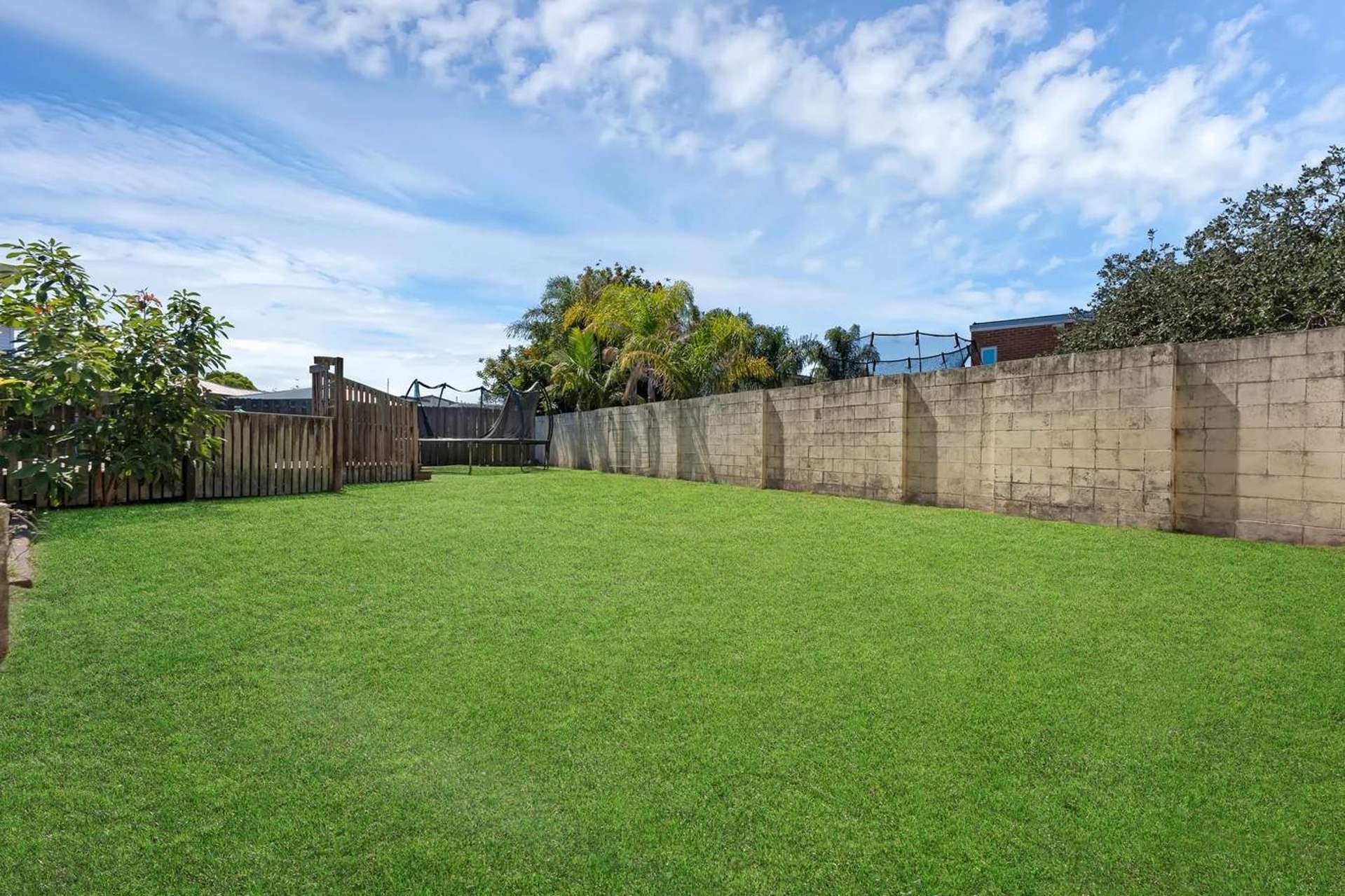 6 Glenvil Lane Te Atatu Peninsula_0